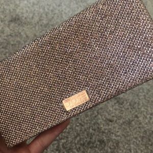 Dose of colors Desi x Katy FRIENDCATION palette